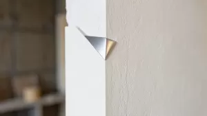 narożnik aluminiowy do tynków gipsowych