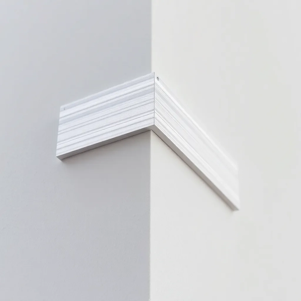 Narożnik aluminiowy do mokrych tynków