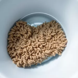 Czy można prać dywan wełniany w pralce