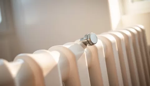 Jak odpowietrzyć grzejnik w łazience
