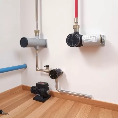 Jak podłączyć dwa rozdzielacz ogrzewania podłogowego