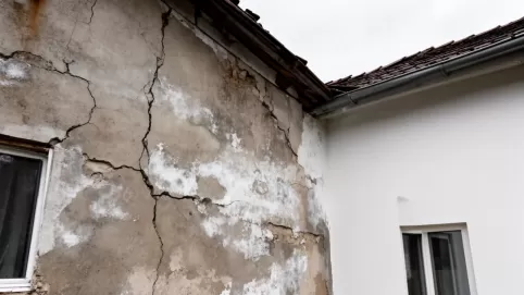 jaka farba elewacyjna na tynk cementowo wapienny