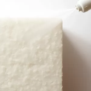 Klej w sprayu do wełny mineralnej