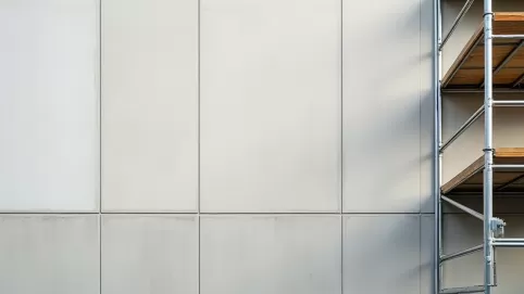 Tynk natryskowy elewacyjny