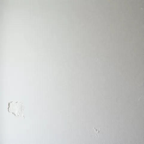 Tynkowanie klejem do płytek